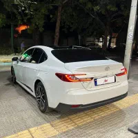 تویوتا کمری le ژاپن مدل ۲۰۲۵