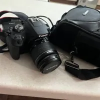 دوربین canon 2000d