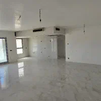 کوهسار / ۱۳۶ متر غرق در نور با ویو آبشار