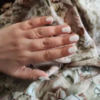 ارائه خدمات کاشت و ترمیم ناخن