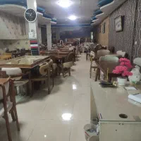 منشی خانم جهت کار  در فروشگاه میز و صندلی