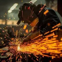 استخدام جوشکار ماهر شیفت صبح