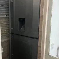 یخچال آیسان