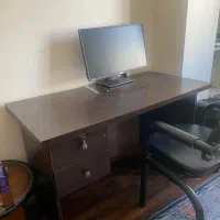 میز تحریر اداری
