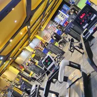 منشی بازنشسته باشگاه بدنسازی آقایان