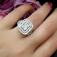 انگشتر طلا(سفید)گم شده..