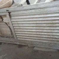 درب المینیوم و بالا بر