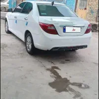 دنا پلاس فول سانروف دار سفید مدل۹۶