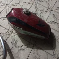 یک عدد سینک ظرفشویی درحدنوسالم وتمیز