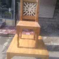 میز ناهار خوری چوبی با ۴ عدد صندلی