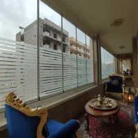 طراحی و اجرای تخصصی شیشه بالکن با شرایط اقساطی