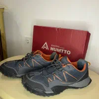 کفش ورزشی humttoدر حد نو
