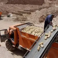 آجر فشاری و شن و ماسه خاوری و کامیونی زیر قیمت