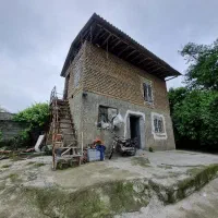نگهبان و کار در باغ