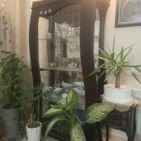 بوفه و میز تلفن