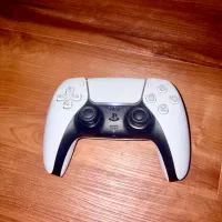 دسته PS5 اورجینال و سالم