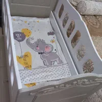 گهواره و تخت کنار مادرو کریر کالسکه دوقلو