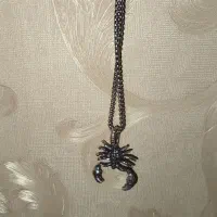 گردنبد و انگشتر