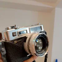 دوربین یاشیکا ژاپنی کلکسیونی با چندتا وسیله اضافه