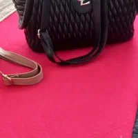 کیف زنانه دخترانه زیر قیمت بفروش میرسد