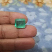 سنگ جواهر زمرد