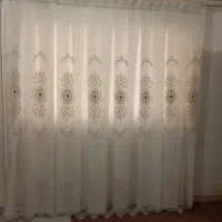 پرده ی پدیرایی و اتاق خواب