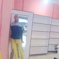 قفسه و پرو فروشی