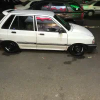 هاچبک اتاق کانادا معاوضه ام دارم