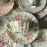 فنجان چینی نعلبکی نلبکی گل سرخی