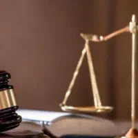 وکیل پایه یک دادگستری