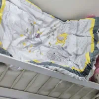تخت گهواره ای نوزاد