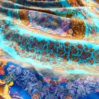 فرش ابریشم ۸۰ رنگ قم زیر قیمت
