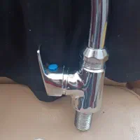 شیر آب. تکی