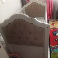 تخت گهواره ای کودک