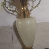 یک جفت گلدان سنگی