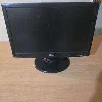 مانیتور lcd ۱۹ اینچ ال جی
