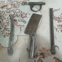 ساطور..قلم ..وقفل قدیمی