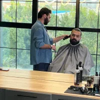 آرایشگر مردانه