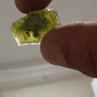 سنگ خام زمرد و تورمالین سبز