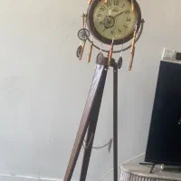 ساعت ایستاده