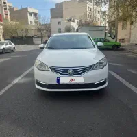 ام جی ۳۶۰توربو مدل اخره۱۳۹۷کم کار مناسب خانواده