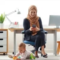 دعوت به کار کار با گوشی برای بانوان