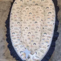 تشک گارد دار نوزادی  و بالشت شیر دهی بسیار کاربردی