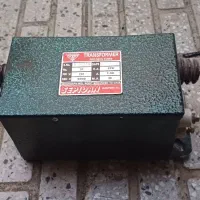 ترانس نئون قدیمی آکبند