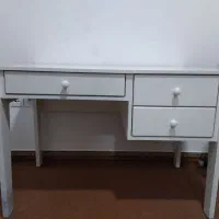 میز تحریر و صندلی
