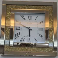 ساعت دیواری