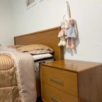 تخت دو نفره و پا تختی