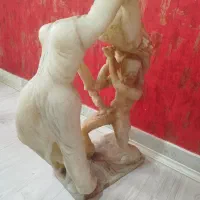 مجسمه سنگی نفیس اونیکس ارتفاع ۶۰ سانت حدود ۴۰ ساله
