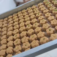 شیرینی نخودچی خانگی تازه
