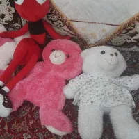 عروسک واسباب بازی